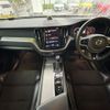 volvo xc60 2018 CFJ1525058 image 3