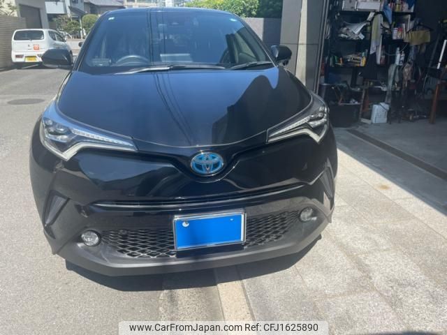 toyota c-hr 2017 CFJ1625890 image 2