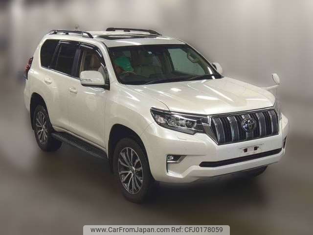 toyota land-cruiser-prado 2018 -TOYOTA--Land Cruiser Prado LDA-GDJ150W--GDJ150-0026549---TOYOTA--Land Cruiser Prado LDA-GDJ150W--GDJ150-0026549- image 2