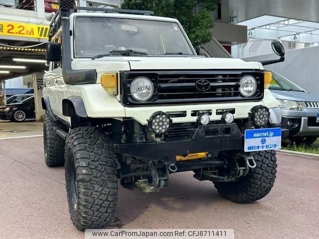 toyota landcruiser-70 1992 quick_quick_HZJ77HV_HZJ77-0002803 image 1