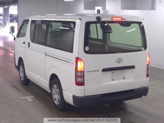 toyota regiusace-van 2012 CFJ1702315 image 2