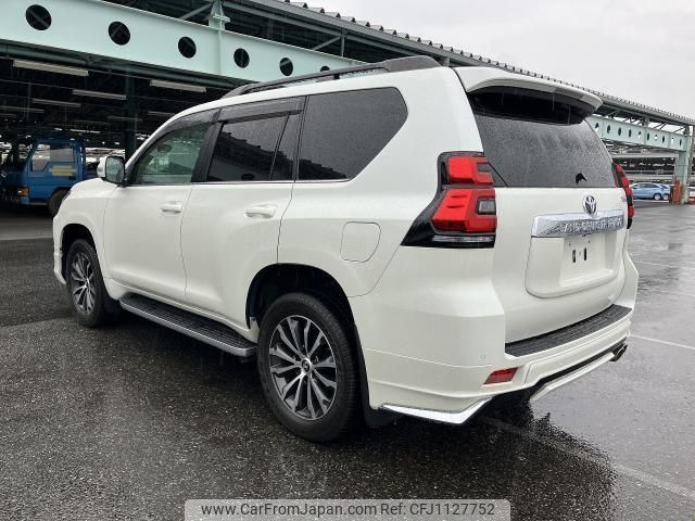 toyota land-cruiser-prado 2020 quick_quick_3DA-GDJ151W_GDJ151-0009451 image 2