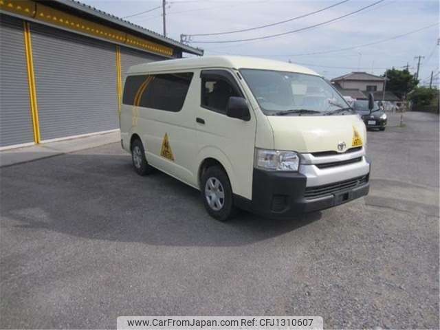 toyota hiace-wagon 2016 CFJ1310607 image 2