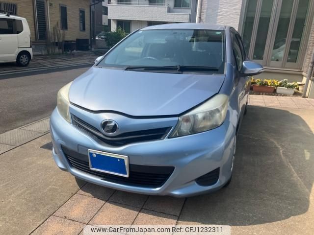 toyota vitz 2013 -TOYOTA--Vitz DBA-KSP130--KSP130-2075878---TOYOTA--Vitz DBA-KSP130--KSP130-2075878- image 1