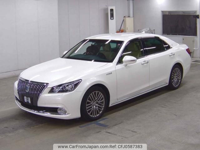 toyota crown-majesta 2013 quick_quick_DAA-GWS214_6002931 image 1