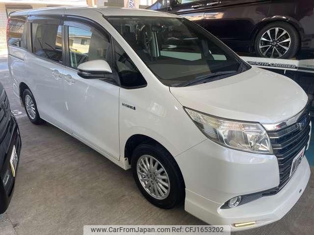 toyota noah 2014 CFJ1653202 image 2