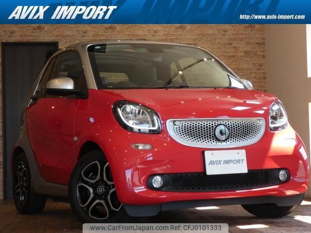 smart fortwo-convertible 2016 quick_quick_453444_WME4534442K132560 image 1