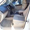 toyota land-cruiser-prado 2021 24232907 image 17