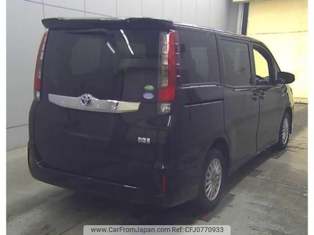 toyota noah 2014 quick_quick_DAA-ZWR80G_0027981 image 2