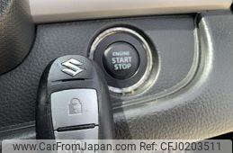 suzuki swift 2013 NIKYO_MN58479