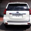 toyota land-cruiser-prado 2020 24352207 image 7