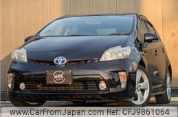 toyota prius 2013 quick_quick_DAA-ZVW30_ZVW30-5644455