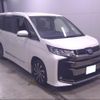 toyota noah 2023 quick_quick_6AA-ZWR90W_0101115 image 1