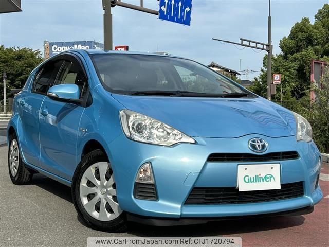 toyota aqua 2012 CFJ1720794 image 1