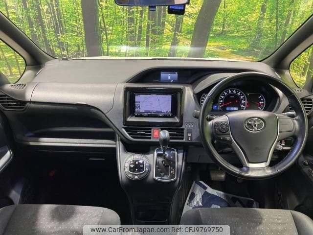 toyota voxy 2017 -TOYOTA--Voxy DBA-ZRR80G--ZRR80-0312215---TOYOTA--Voxy DBA-ZRR80G--ZRR80-0312215- image 2