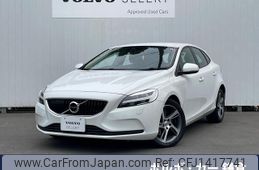 volvo v40 2018 quick_quick_MD4204T_YV1MVA8RDK2565569