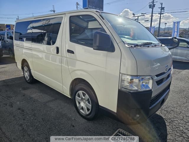 toyota hiace-van 2024 CFJ1745788 image 2