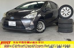 toyota aqua 2012 CFJ1614988