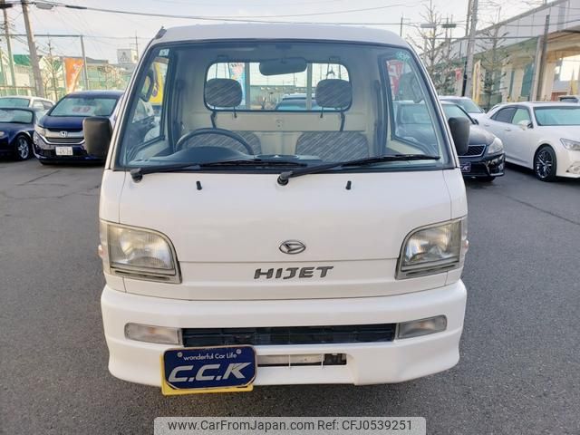 daihatsu hijet-truck 2002 GOO_JP_700102024930241209001 image 2