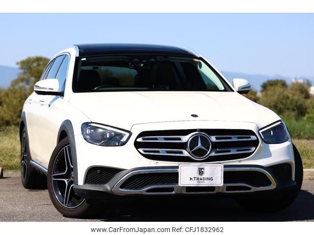 mercedes-benz e-class 2021 CFJ1832962 image 1