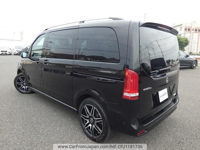 mercedes-benz v-class 2022 quick_quick_447811N_W1V44781124113336 image 2