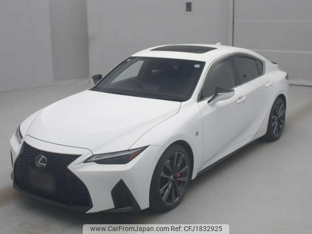lexus is 2023 CFJ1832925 image 1