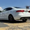 jaguar xe 2018 CFJ1627008 image 15