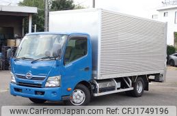 hino dutro 2015 CFJ1749196