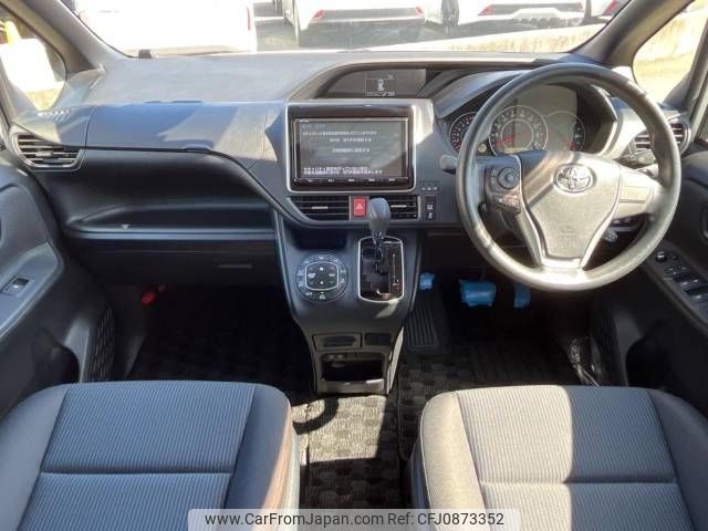 toyota noah 2017 -TOYOTA--Noah DBA-ZRR80G--ZRR80-0384394---TOYOTA--Noah DBA-ZRR80G--ZRR80-0384394- image 2