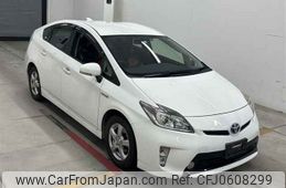 toyota prius 2014 -TOYOTA--Prius ZVW30-1806747---TOYOTA--Prius ZVW30-1806747-