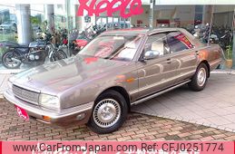 nissan cedric-cima 1989 GOO_JP_700040027130240926001