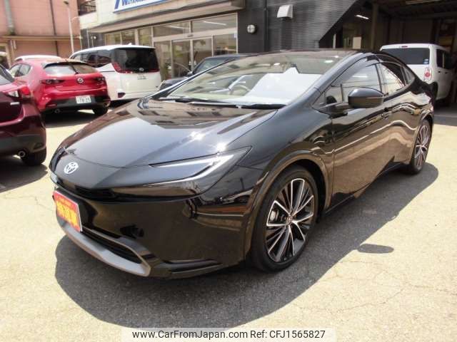 toyota prius 2023 CFJ1565827 image 1