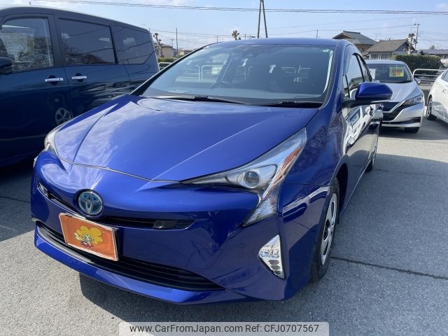 toyota prius 2018 -TOYOTA--Prius DAA-ZVW55--ZVW55-8058540---TOYOTA--Prius DAA-ZVW55--ZVW55-8058540- image 1