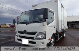 hino dutro 2016 GOO_NET_EXCHANGE_1000872A30230401W001