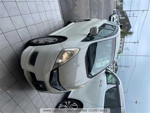 honda fit-shuttle 2011 -HONDA--Fit Shuttle DAA-GP2--GP2-1000083---HONDA--Fit Shuttle DAA-GP2--GP2-1000083- image 1