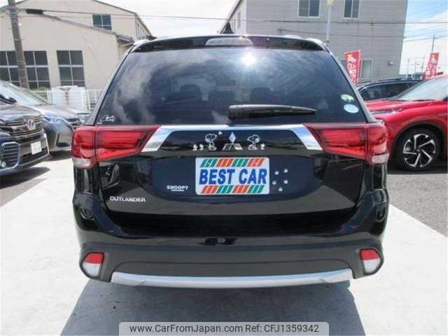 mitsubishi outlander 2017 -MITSUBISHI 【京都 353】--Outlander GF8W--GF8W-0400396---MITSUBISHI 【京都 353】--Outlander GF8W--GF8W-0400396- image 2