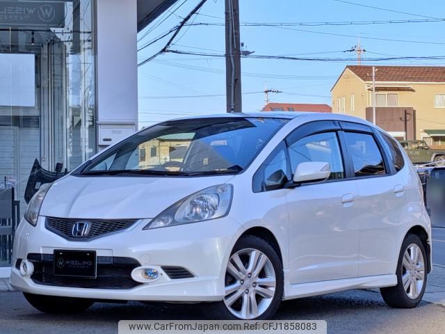 honda fit 2007 CFJ1858083 image 1