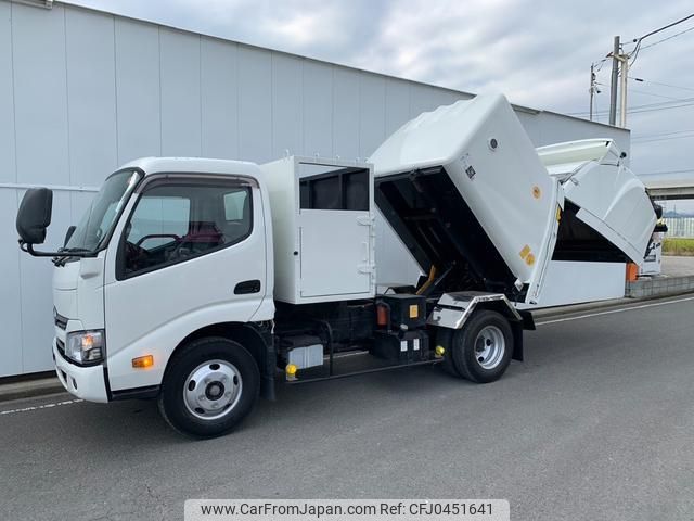 hino dutro 2018 GOO_NET_EXCHANGE_0540562A30241115W001 image 2