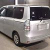 toyota voxy 2010 CFJ1744942 image 2