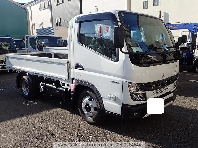 mitsubishi-fuso canter 2024 GOO_NET_EXCHANGE_0707934A30250117W001 image 1