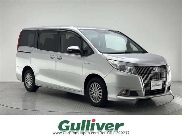 toyota esquire 2015 CFJ1299217 image 1