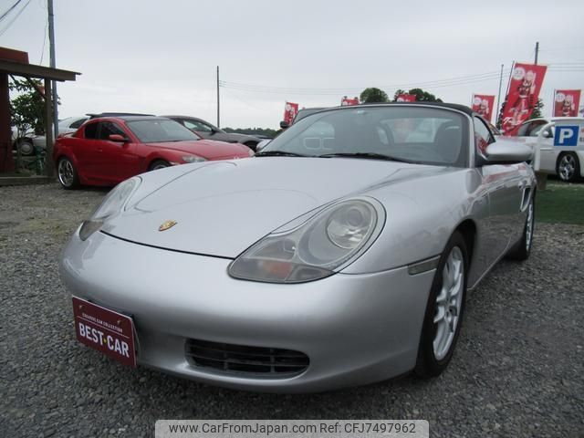 porsche-boxster-2004-9867-car_9686b5ab-f556-4a40-832e-23003075a00f