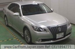 toyota crown-majesta 2014 CFJ1894771