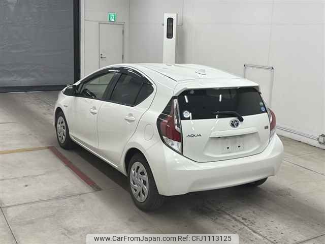 toyota aqua 2015 -TOYOTA--AQUA NHP10-6475081---TOYOTA--AQUA NHP10-6475081- image 2