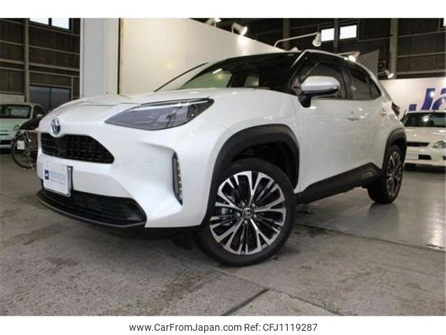 toyota yaris-cross 2022 -TOYOTA 【大阪 372ﾄ 818】--Yaris Cross 6AA-MXPJ15--MXPJ15-3021338---TOYOTA 【大阪 372ﾄ 818】--Yaris Cross 6AA-MXPJ15--MXPJ15-3021338- image 1