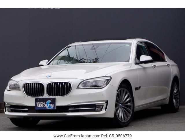 bmw 7-series 2015 quick_quick_YA30_WBAYA620X0D340147 image 2