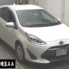 toyota aqua 2017 -TOYOTA--AQUA NHP10-6671885---TOYOTA--AQUA NHP10-6671885- image 1