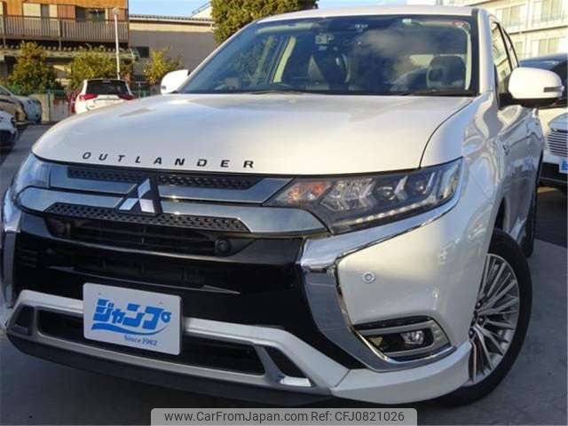 mitsubishi outlander-phev 2020 -MITSUBISHI 【福岡 303】--Outlander PHEV GG3W--GG3W-0703348---MITSUBISHI 【福岡 303】--Outlander PHEV GG3W--GG3W-0703348- image 1