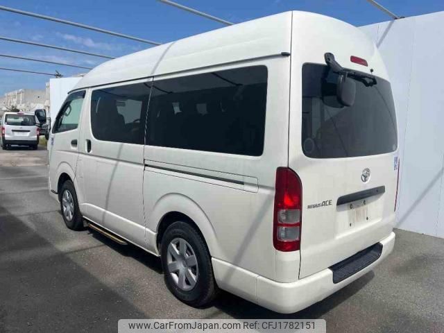 toyota regiusace-van 2011 CFJ1782151 image 2