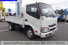 toyota dyna-truck 2013 CFJ1769533